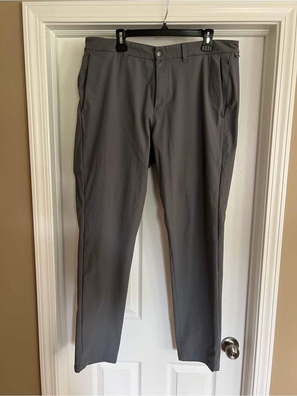 Lululemon ABC Men's Gray Performance Pants. 38x34.